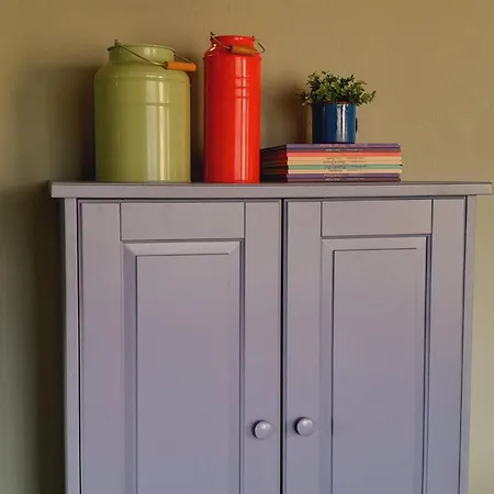 بيت ضيافة Mugs Ljaknasi