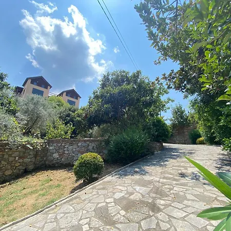 بيت ضيافة Mugs 4*