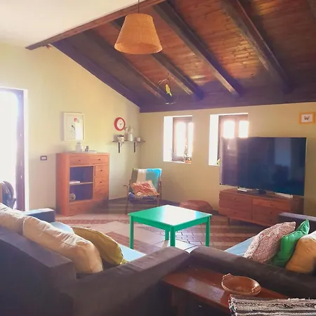 Mugs بيت ضيافة