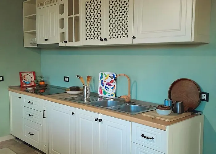 Mugs Πανσιόν Ljaknasi