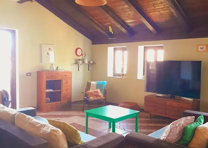 Mugs Πανσιόν 4*