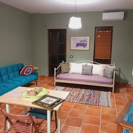 Mugs Guest house *
